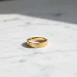 Amour Ribbed Ring