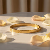 Amour Ribbed Bangle